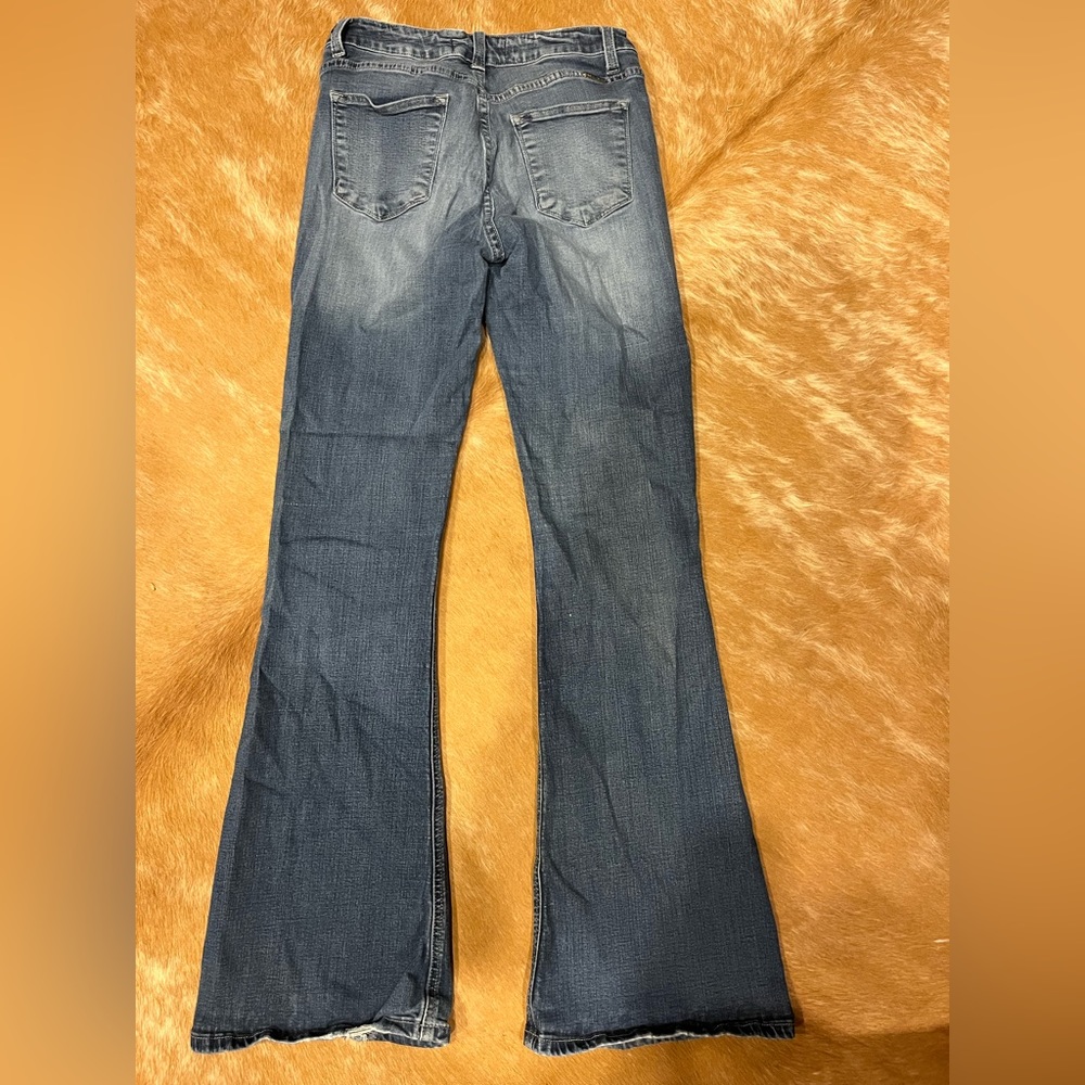 KanCan Size 27 Boot Cut Jeans!